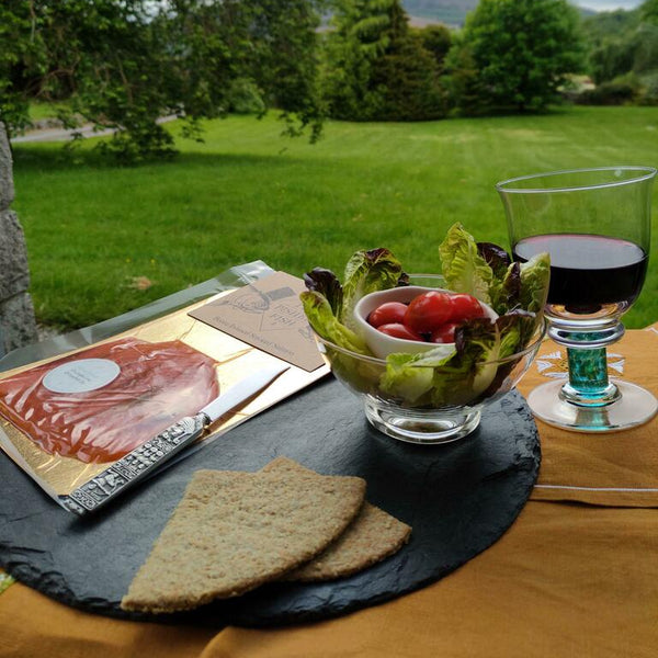 Gin and Tonic with Gin, Juniper, Grapefruit & Lime